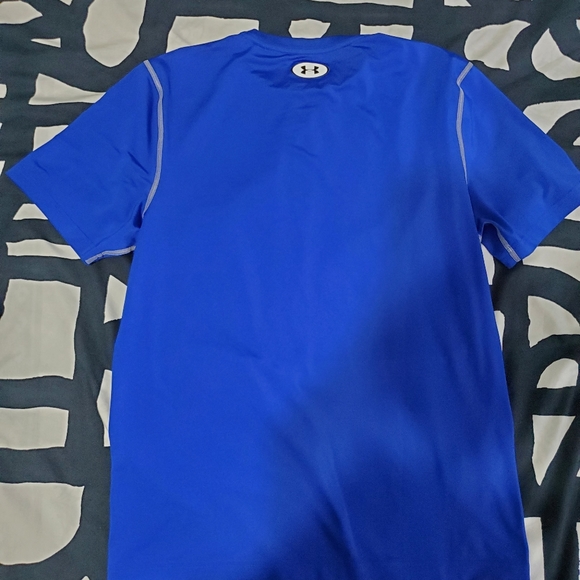 under Armour t shirt - Picture 2 of 2